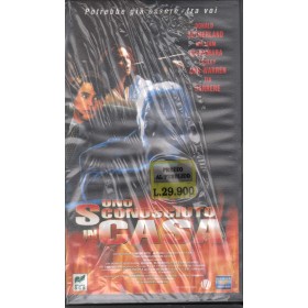 Uno Sconosciuto In Casa VHS Douglas Jackson / 8001701221840 Sigillato Uno Sconosciuto In Casa VHS Douglas Jackson / 8001701221840 Sigillato