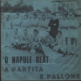 Enzo Romano Vinile 7" 45 giri O Napoli Beat - A Partita E Pallone - 5000 Nuovo Enzo Romano Vinile 7" 45 giri O Napoli Beat - A Partita E Pallone - 5000 Nuovo