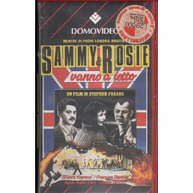 Sammy E Rosie Vanno A Letto VHS Stephen Frears Univideo - 58498 Sigillato Sammy E Rosie Vanno A Letto VHS Stephen Frears Univideo - 58498 Sigillato