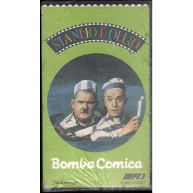 Stanlio E Ollio, Bomba Comica VHS Mack Sennett Univideo - MFD80337 Sigillato Stanlio E Ollio, Bomba Comica VHS Mack Sennett Univideo - MFD80337 Sigillato