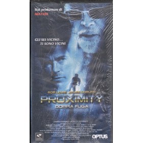 Proximity - Doppia Fuga VHS Scott Ziehl Univideo - PK03032 Sigillato Proximity - Doppia Fuga VHS Scott Ziehl Univideo - PK03032 Sigillato