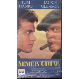 Niente In Comune VHS Garry Marshall Univideo - CB10328 Sigillato Niente In Comune VHS Garry Marshall Univideo - CB10328 Sigillato