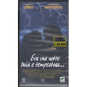 Era Una Notte Buia E Tempestosa VHS Alessandro Benvenuti Univideo - 22009 Sigillato Era Una Notte Buia E Tempestosa VHS Alessandro Benvenuti Univideo - 22009 Sigillato