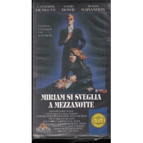 Miriam Si Sveglia A Mezzanotte VHS Tony Scott Univideo - PIV50281 Sigillato Miriam Si Sveglia A Mezzanotte VHS Tony Scott Univideo - PIV50281 Sigillato