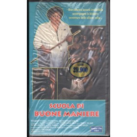Scuola Di Buone Maniere VHS Tom De Simone Univideo - CN54382 Sigillato Scuola Di Buone Maniere VHS Tom De Simone Univideo - CN54382 Sigillato