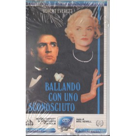 Ballando Con Uno Sconosciuto VHS Mike Newell Univideo - 029Z925 Sigillato Ballando Con Uno Sconosciuto VHS Mike Newell Univideo - 029Z925 Sigillato