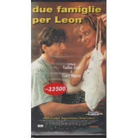 Due Famiglie Per Leon VHS Sinyor, Jean Univideo - MOO3396 Sigillato Due Famiglie Per Leon VHS Sinyor, Jean Univideo - MOO3396 Sigillato