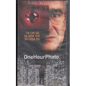 One Hour Photo VHS Robin Williams Univideo – 22851SA Sigillato One Hour Photo VHS Robin Williams Univideo – 22851SA Sigillato