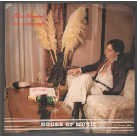Mr. Master Vinile 7" 45 giri Dog In The Night / House Of Music HM AB 17002 Mr. Master Vinile 7" 45 giri Dog In The Night / House Of Music HM AB 17002
