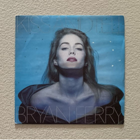 Bryan Ferry Vinile 7" 45 giri Kiss And Tell / Zamba / Virgin – VIN45262 Nuovo Bryan Ferry Vinile 7" 45 giri Kiss And Tell / Zamba / Virgin – VIN45262 Nuovo