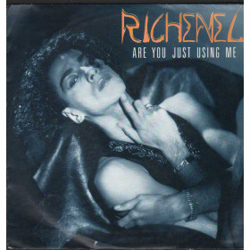 Richenel Vinile 7" 45 giri Are You Just Using Me / CBS – CBS6546377 Nuovo Richenel Vinile 7" 45 giri Are You Just Using Me / CBS – CBS6546377 Nuovo