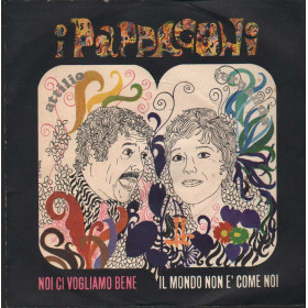 I Pappagoni Vinile 7" 45 giri Noi Ci Vogliamo Bene / Il Mondo Non E' Come Noi Nuovo I Pappagoni Vinile 7" 45 giri Noi Ci Vogliamo Bene / Il Mondo Non E' Come Noi Nuovo